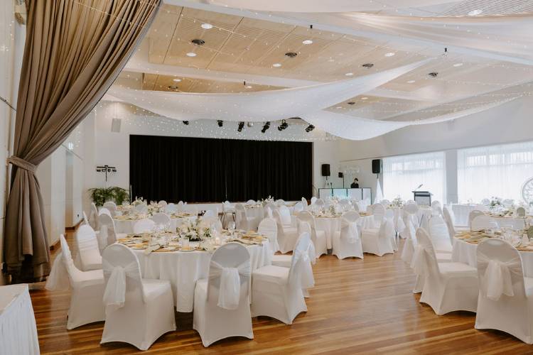 Affordable reception venue on the beach near Sydney