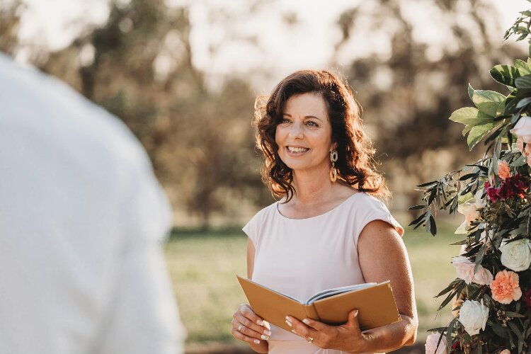 Professional marriage celebrant in Western Sydney Del Edwards
