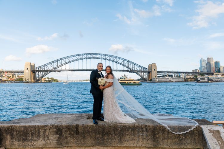 Cheap wedding photos on Sydney Harbour by Nick