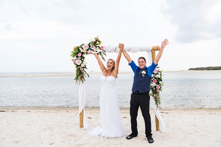 Elope To Sunshine Coast