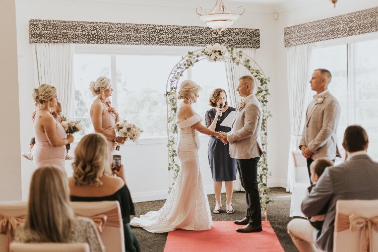 Elope in Brisbane With Elva
