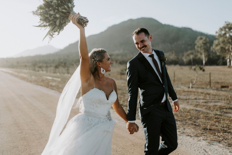 Eloping couple at The Farm Black River