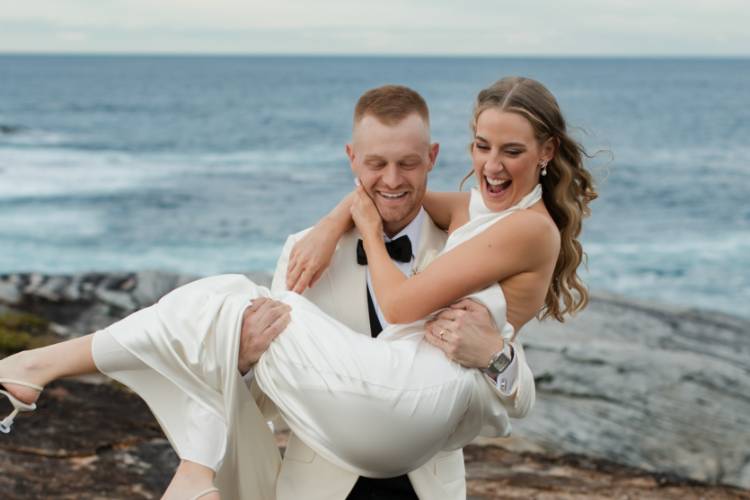Extraordinary photo and video Newcastle weddings