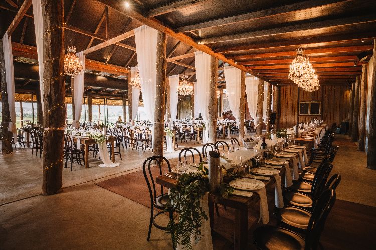 Heritage wedding reception barn at Anambah House