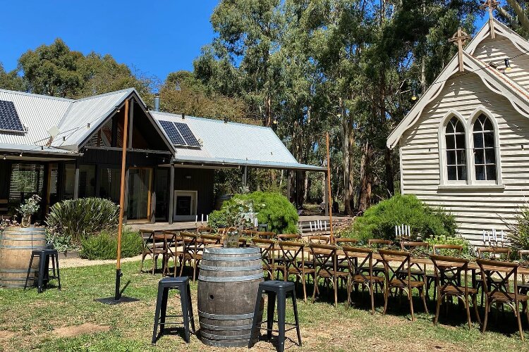 Intimate wedding venue Spring Hill