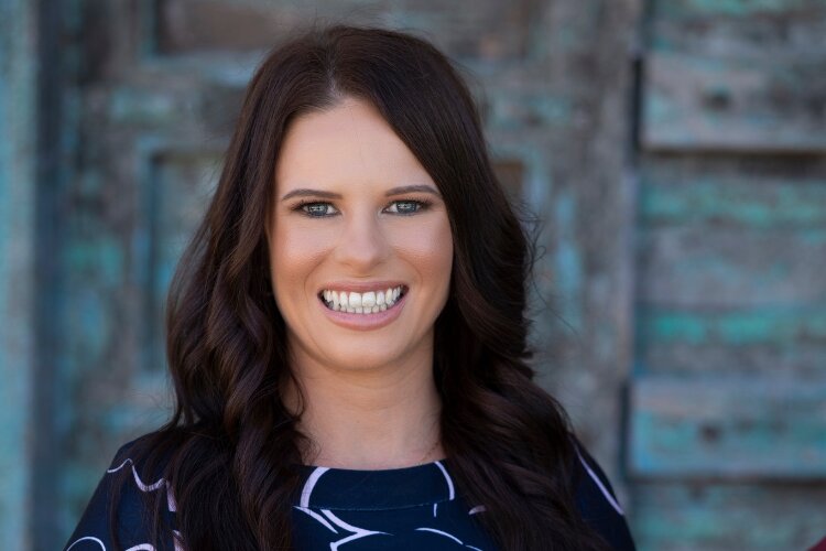 Kellie Warren Female Celebrant