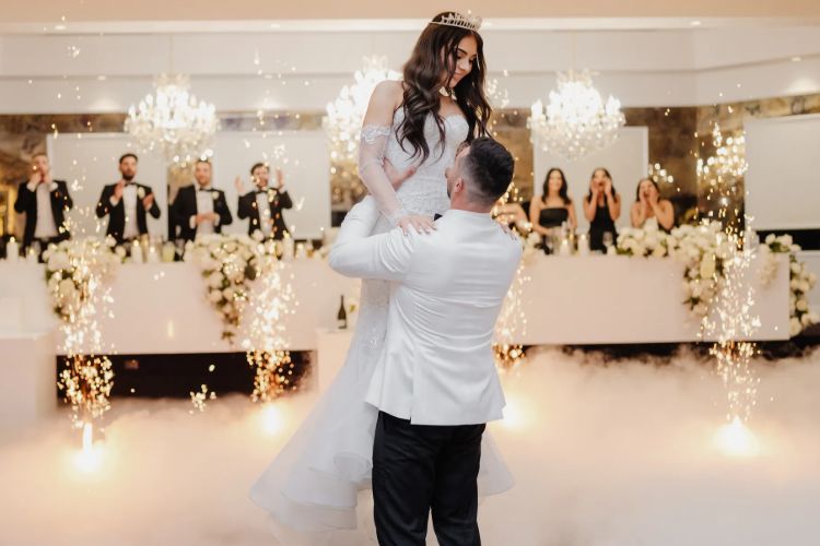 Melbourne wedding photographer Perfect Moment