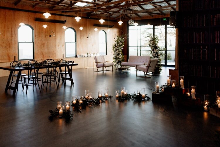 Micro wedding destination Chapter Barn