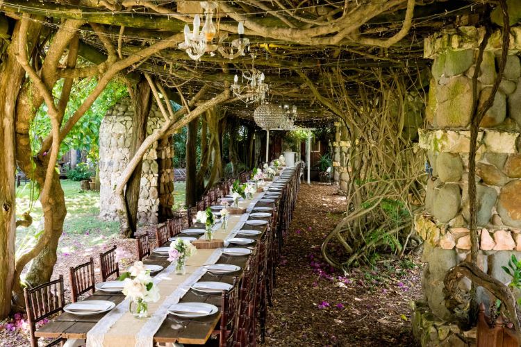 Outdoor reception space at Tanilba House