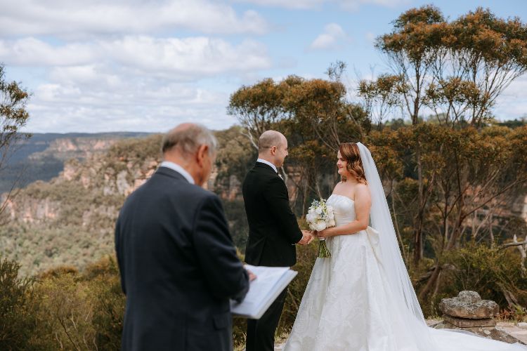 Small wedding ceremony location for elopements in Western Sydney
