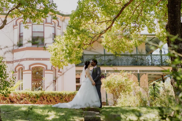 Small wedding ceremony venue Seven Hills