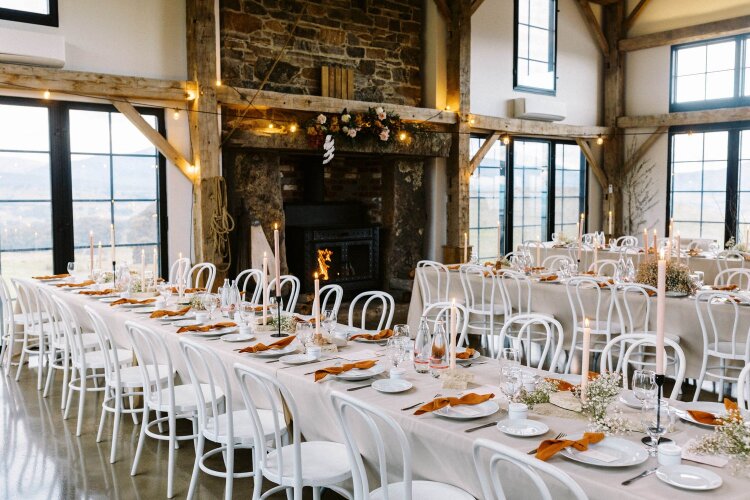 Small wedding venue Coombs Hill Barn
