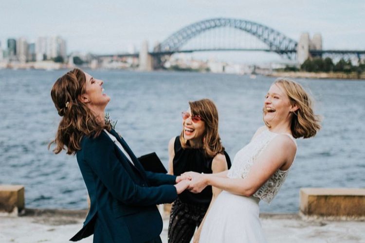 Sydney Harbour elopement with Zoe Sabados