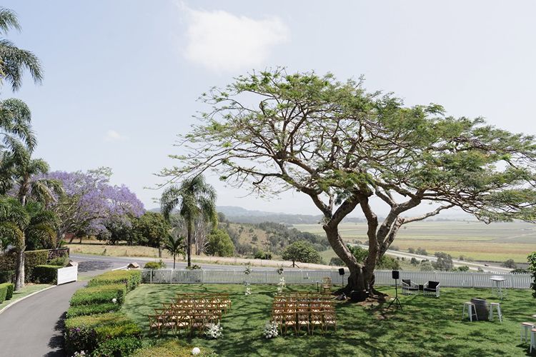 Outdoor ceremony space at Tweed Hinterland venue Botanica Plantation House