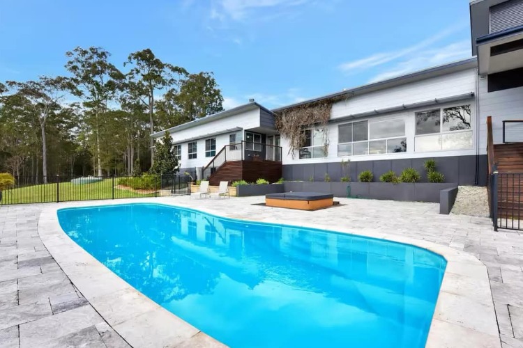 Wedding venue with pool Watagans Forest