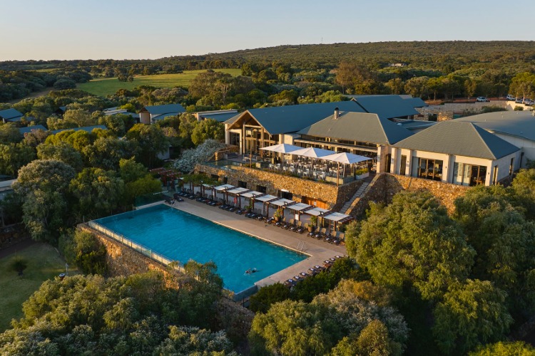 West Australia wedding resort with swimming pool