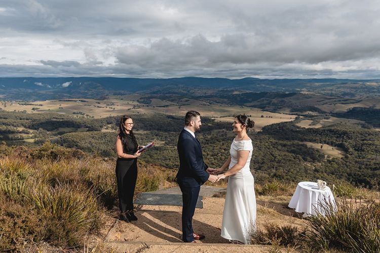 Western Sydney elopement with picturesque views by Elegant Hearts