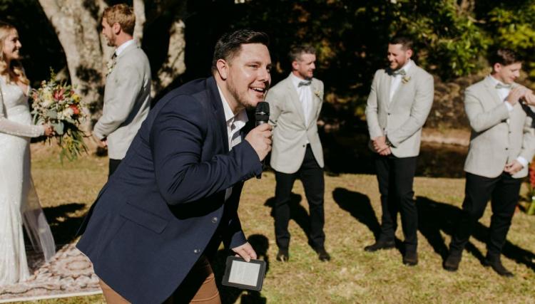 Newcastle Marriage Celebrant That Altar Guy