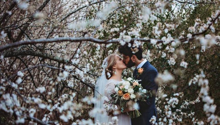 Beth Fernley is an affordable wedding photographer in the Southern Highlands