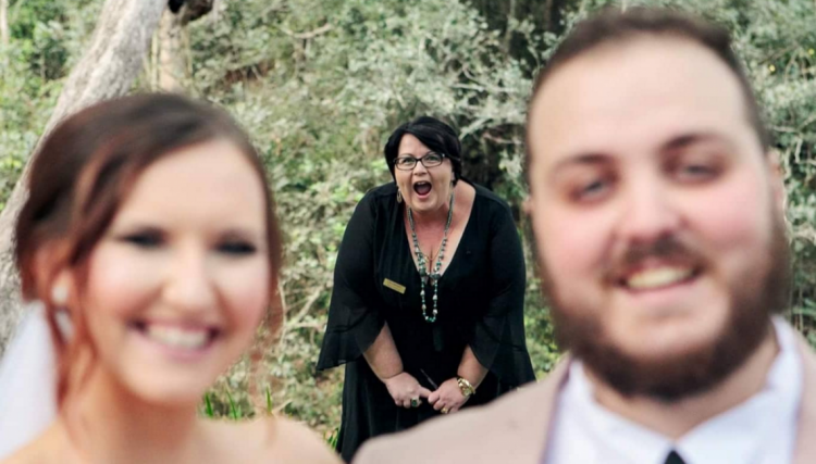 fun wedding celebrant qld kerri