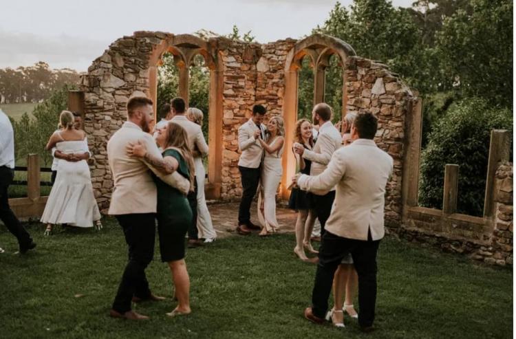 Outdoor wedding venue Mali Brae Farm Southern Highlands