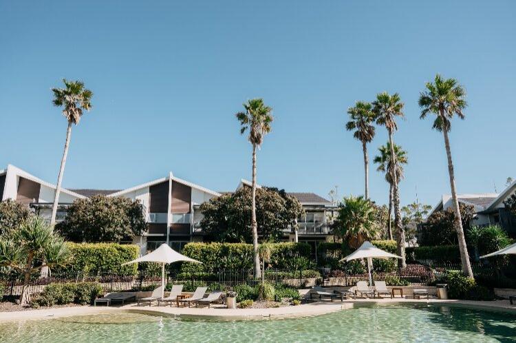 Pullman Magenta Shores Elopements