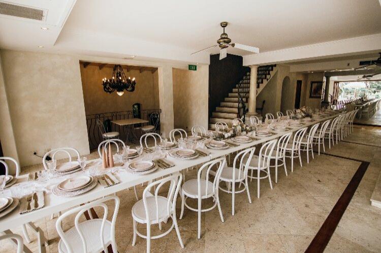 Victorias at Wategos Airbnb wedding venue