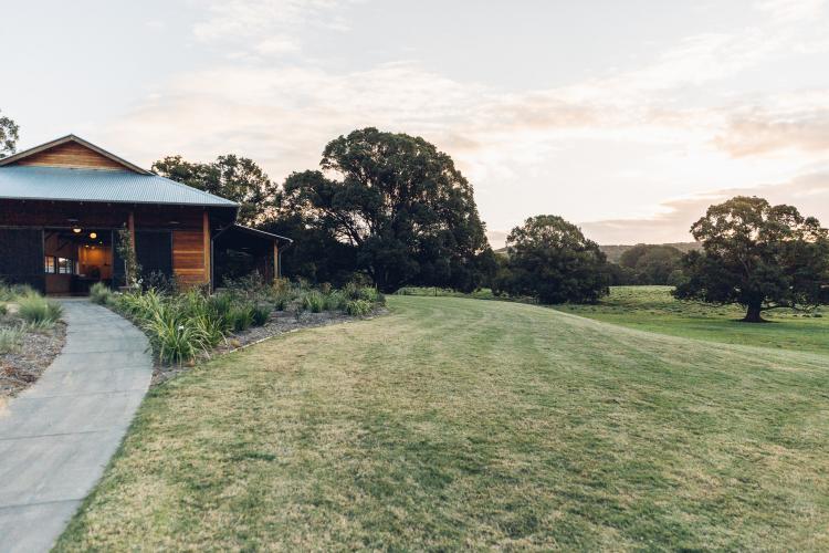 Fridas Field Byron Bay Weddings